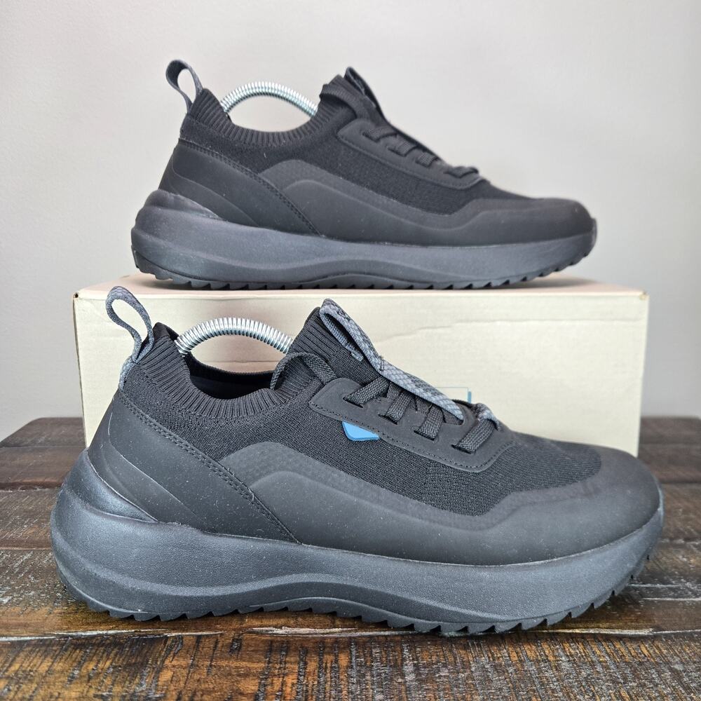 Vessi Stormburst Lowtop Mens Size 10 Waterproof Shoes Sneakers Hiking Black